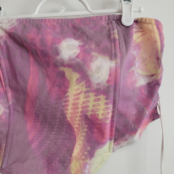 PrettyLittleThing Pink Corset Top - Picture 3 of 4